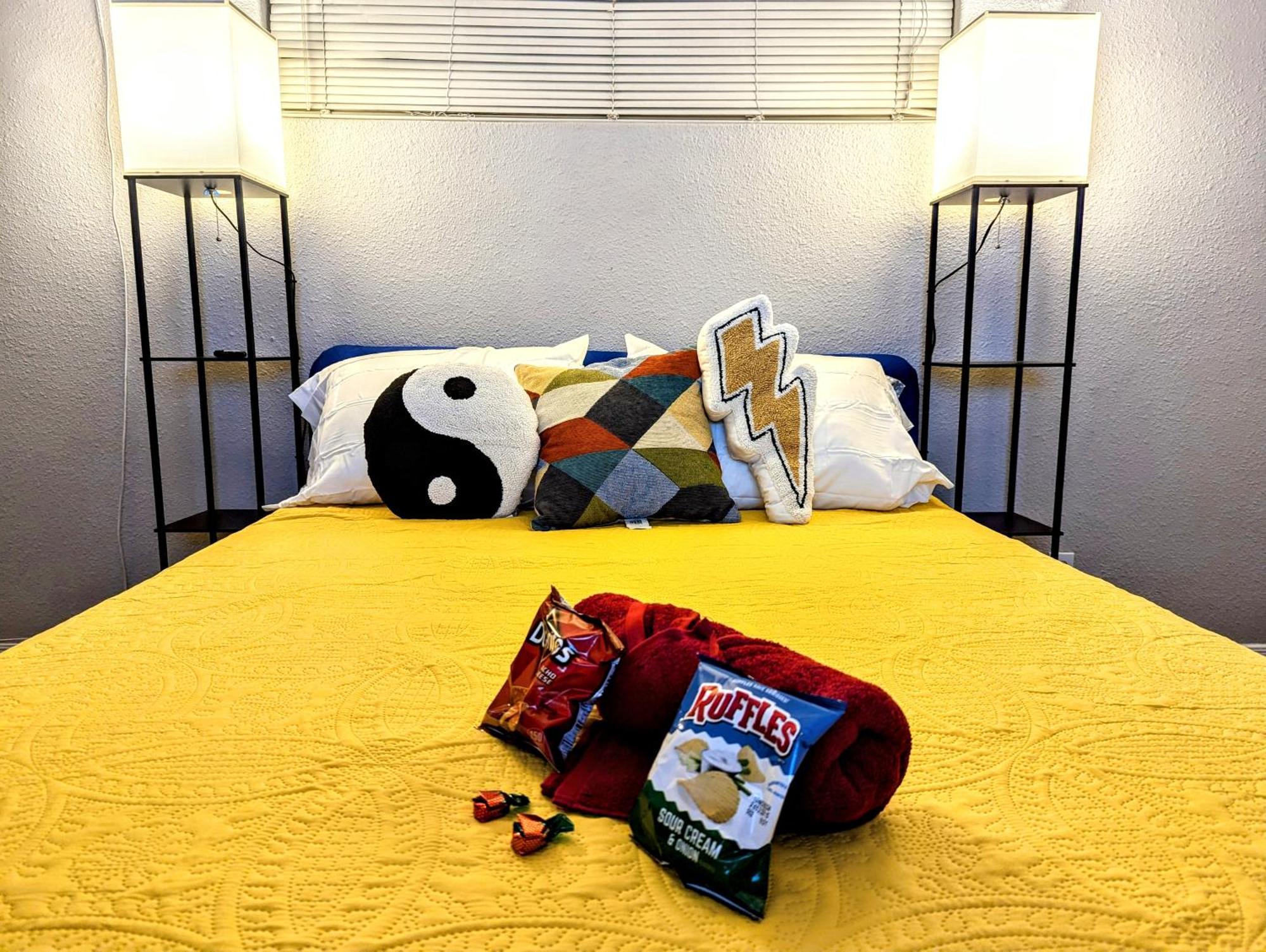 Private Rooms In Phoenix, Az Темпе Екстериор снимка