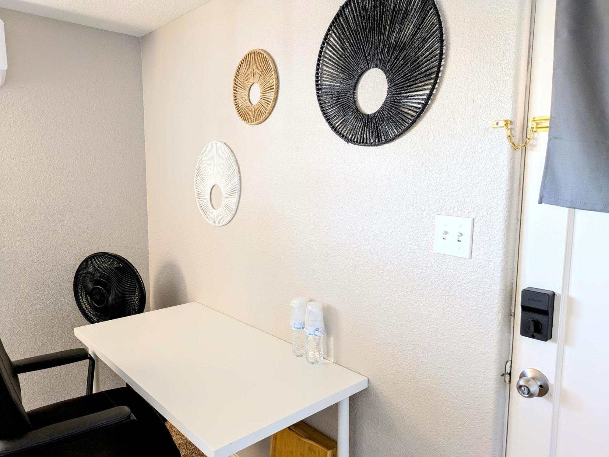 Private Rooms In Phoenix, Az Темпе Екстериор снимка